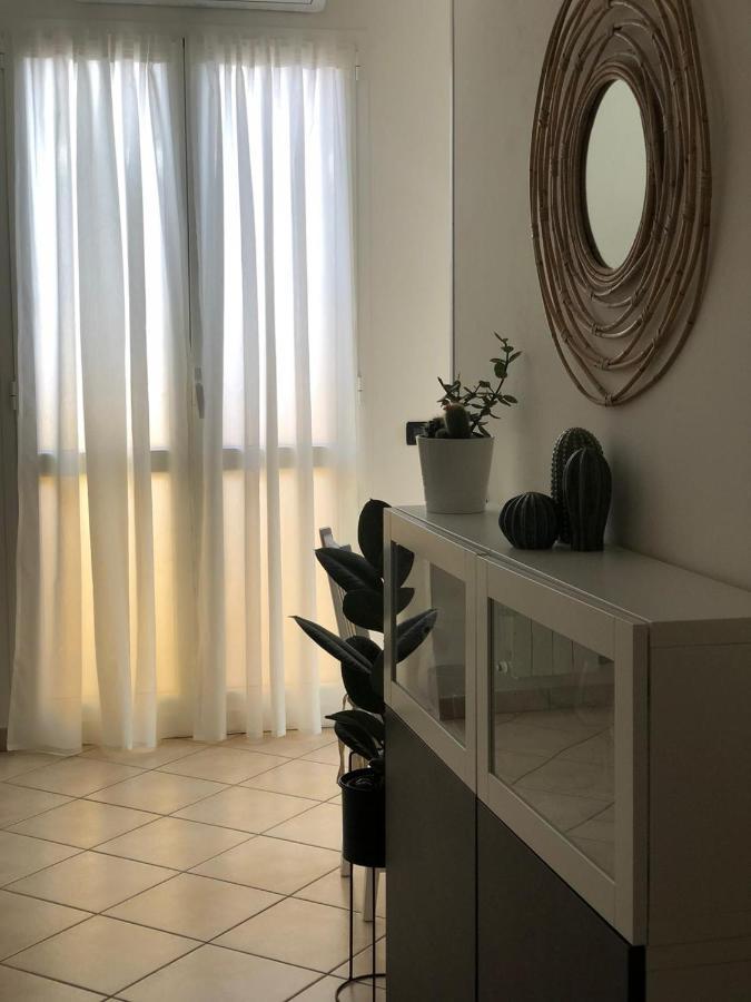 Appartement La Via Del Mare à Albenga Extérieur photo